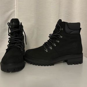 NEW Timberland hiking winter boots